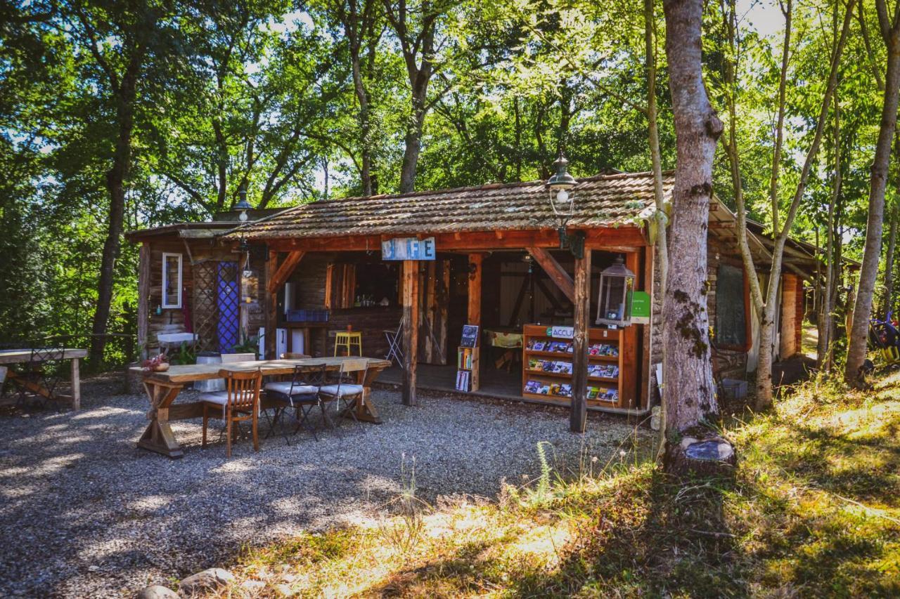 Camping & Mayari 3*